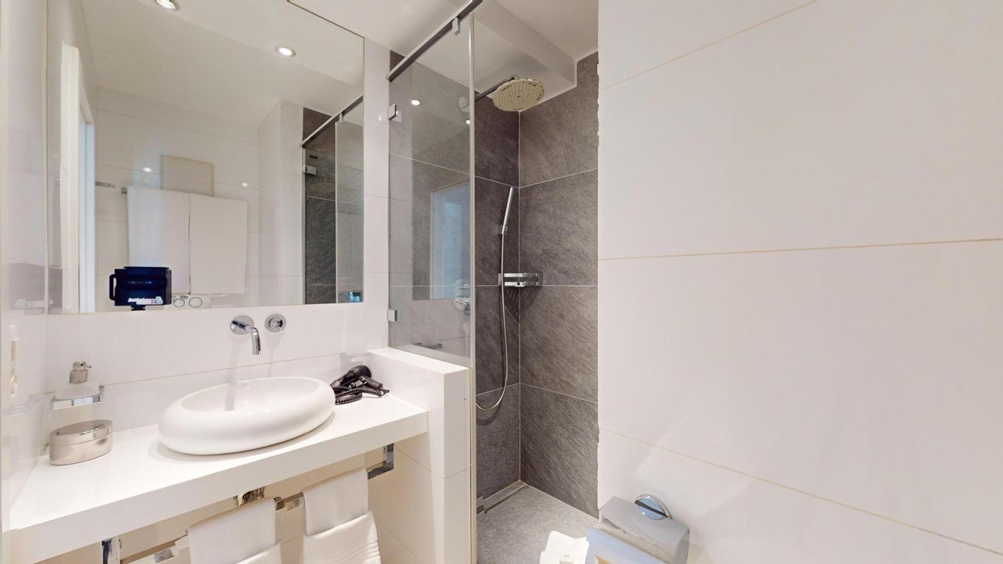 Charming Apartments In The Center Of Лутри Екстериор снимка